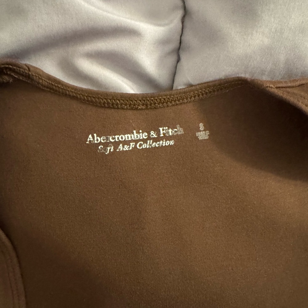 Abercrombie & Fitch Brown Top - Picture 3 of 3